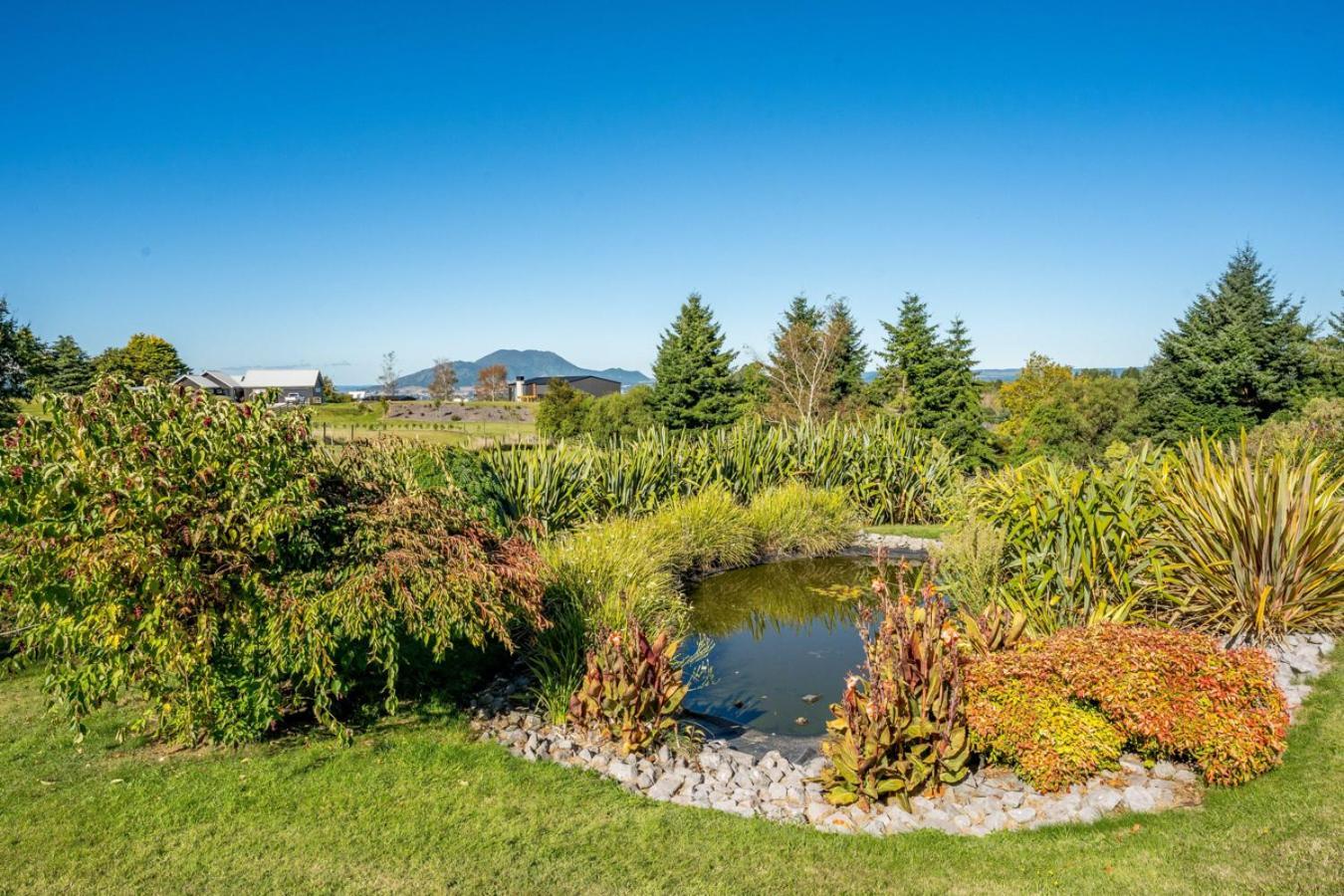 Mountviews Lodge Lago Lago Taupo Exterior foto