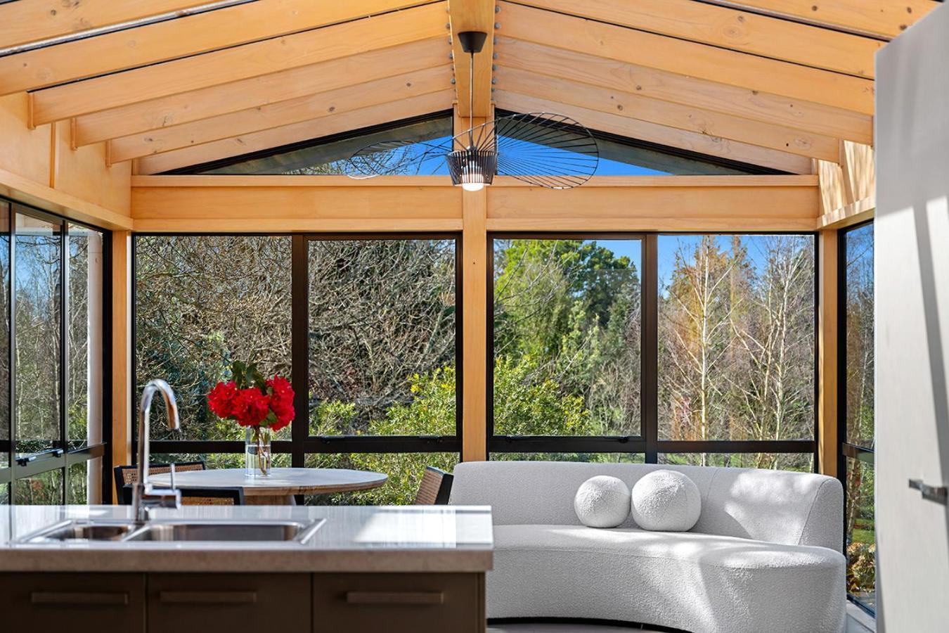 Mountviews Lodge Lago Lago Taupo Exterior foto