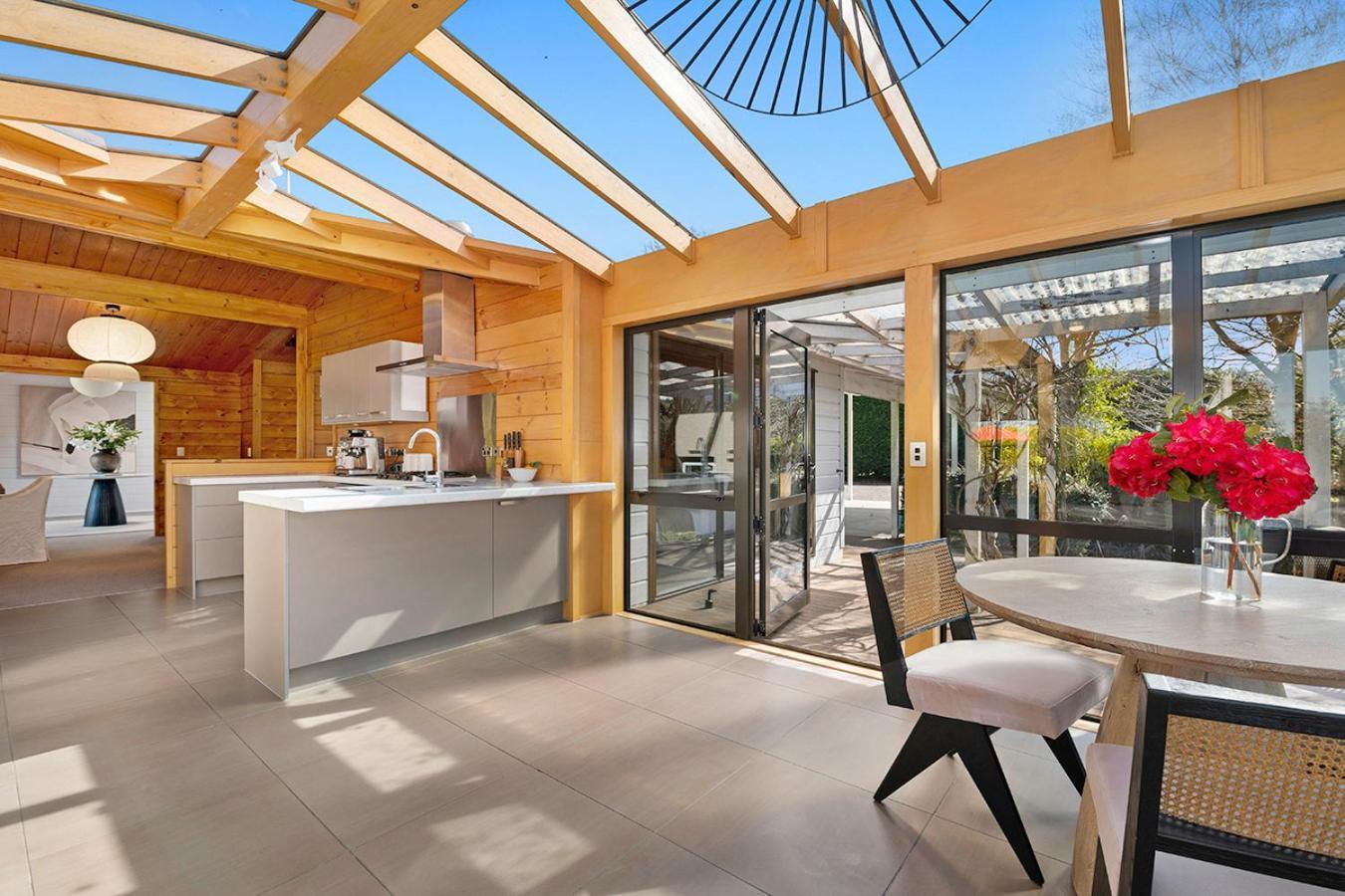 Mountviews Lodge Lago Lago Taupo Exterior foto