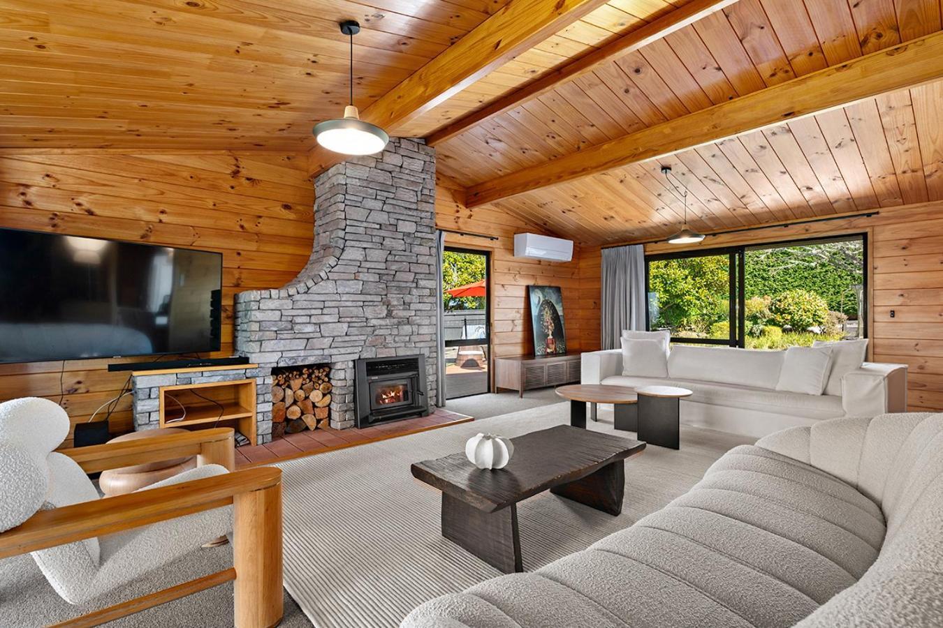 Mountviews Lodge Lago Lago Taupo Exterior foto